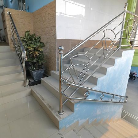 Reddoorz Near Nagoya Hill Hotel Batam Exterior photo